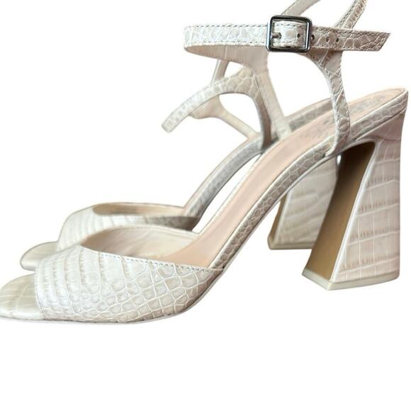 Vince Camuto Ivory Snake Embossed Leather Ankle Strap Heeled Sandal Size 10 - Picture 1 of 10